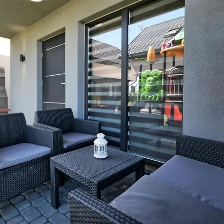 Domki Chlapowo Park Holiday home *