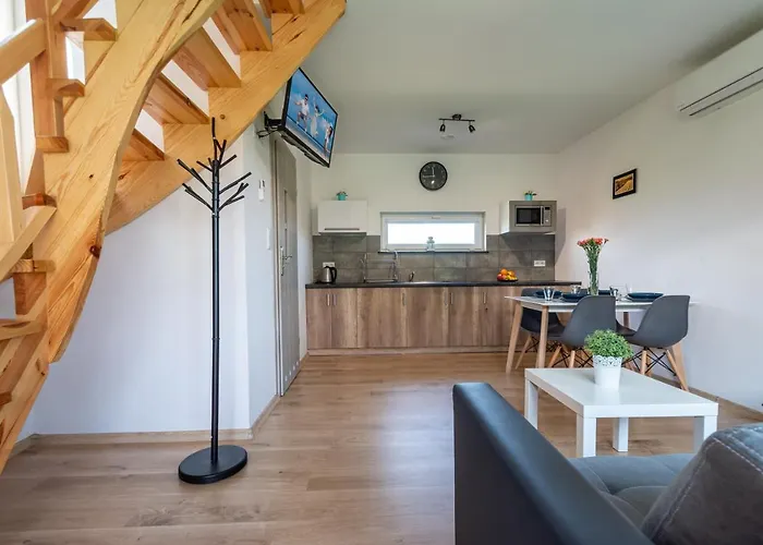 Semesterbostad Domki Chlapowo Park Władysławowo