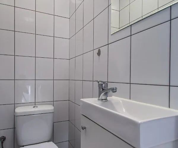 Semesterbostad Domki Chlapowo Park *